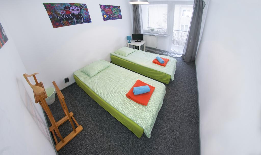 Wierzbno Hostel วอร์ซอ ภายนอก รูปภาพ