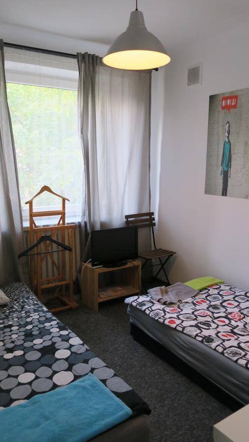 Wierzbno Hostel วอร์ซอ ภายนอก รูปภาพ