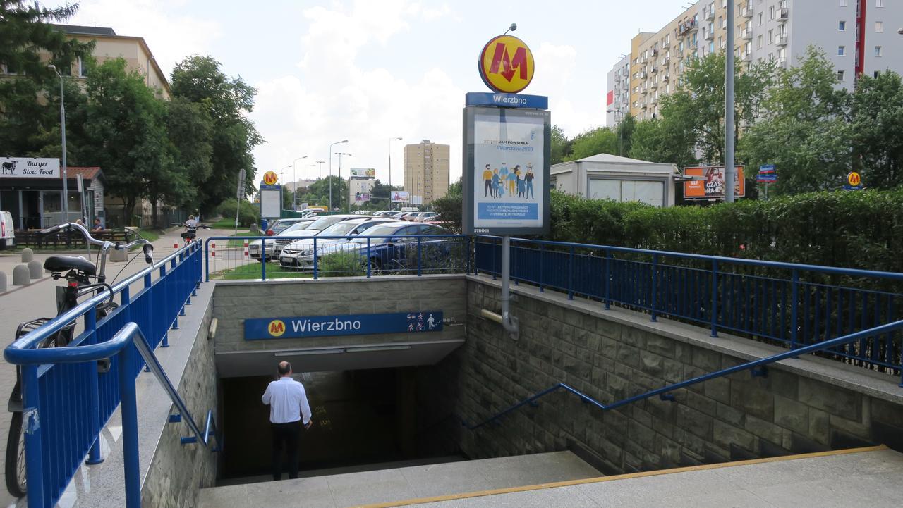 Wierzbno Hostel วอร์ซอ ภายนอก รูปภาพ